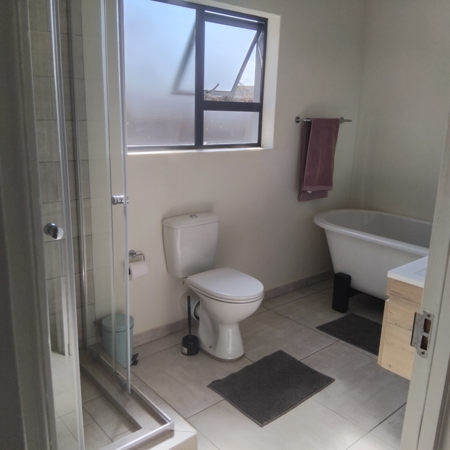 3 Bedroom Property for Sale in Ruimsig Country Estate Gauteng