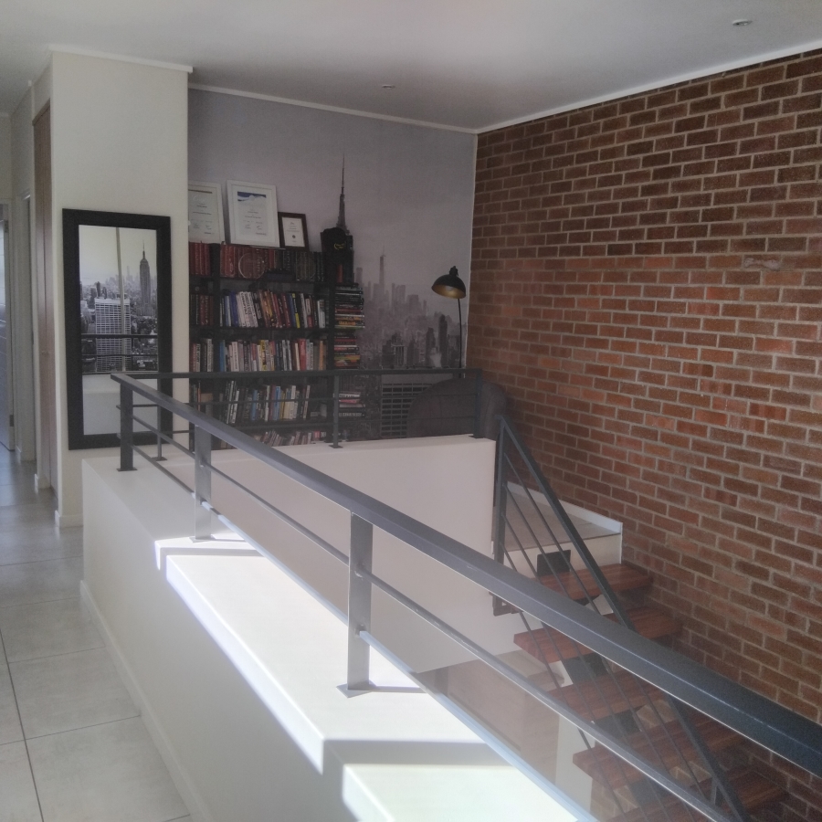 3 Bedroom Property for Sale in Ruimsig Country Estate Gauteng