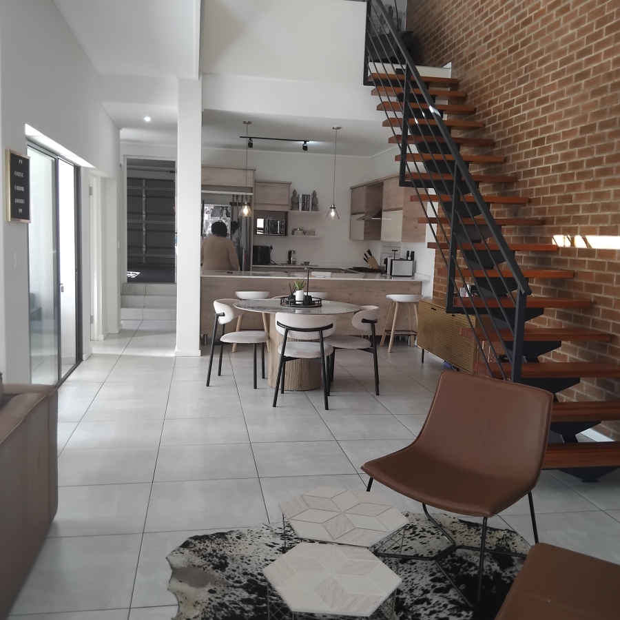 3 Bedroom Property for Sale in Ruimsig Country Estate Gauteng