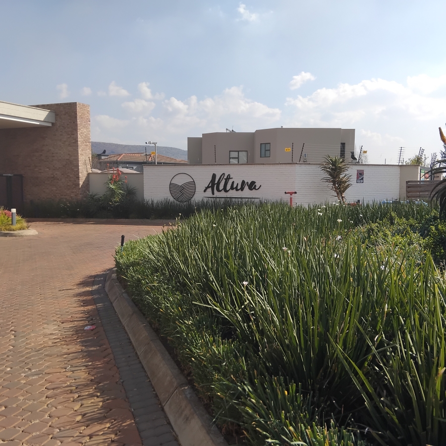 3 Bedroom Property for Sale in Ruimsig Country Estate Gauteng