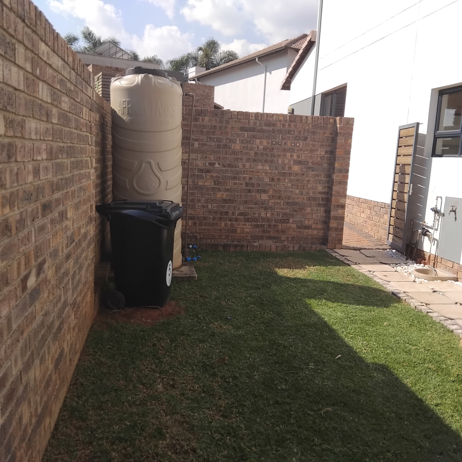 3 Bedroom Property for Sale in Ruimsig Country Estate Gauteng