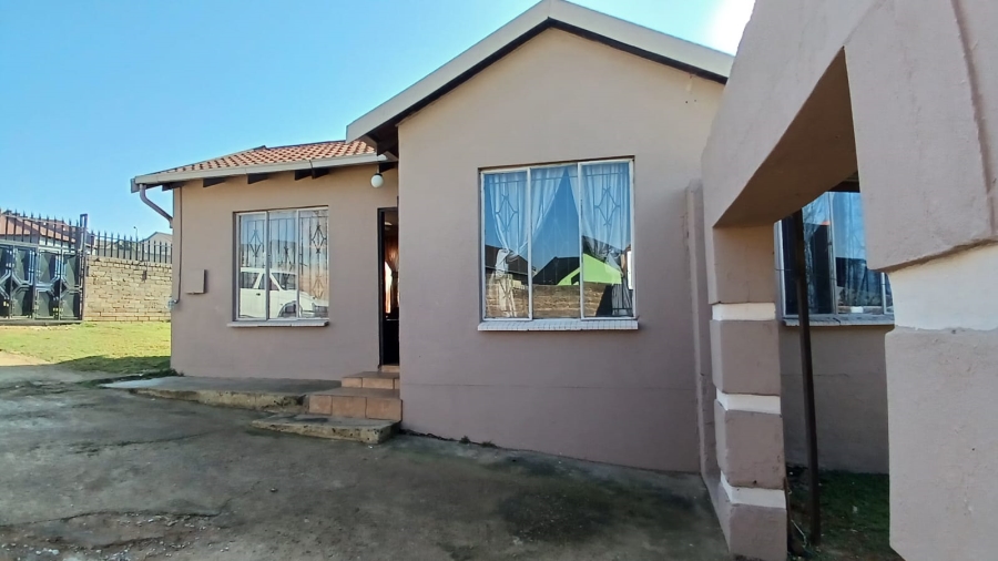3 Bedroom Property for Sale in Groblerpark Gauteng