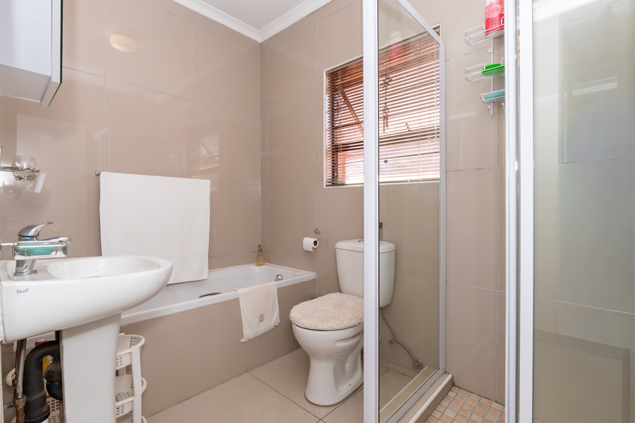 3 Bedroom Property for Sale in Pomona Gauteng