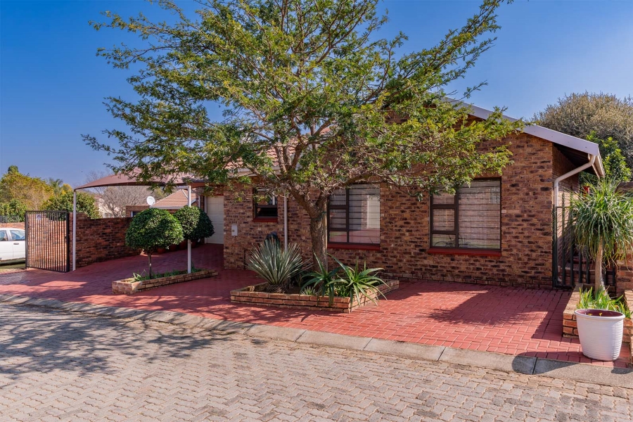3 Bedroom Property for Sale in Pomona Gauteng