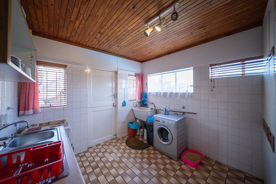 4 Bedroom Property for Sale in Elardus Park Gauteng