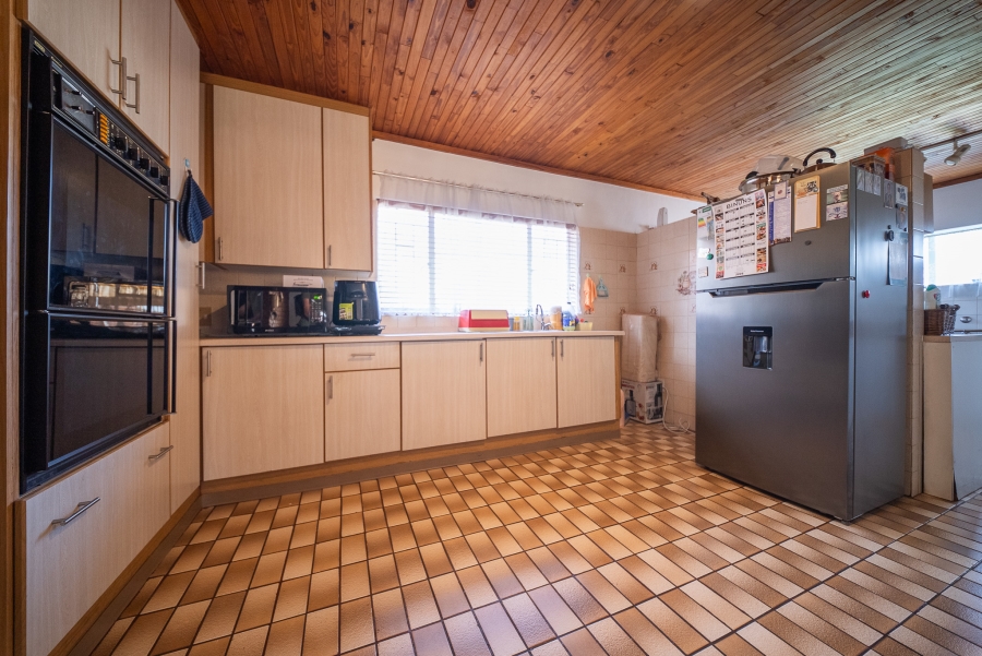 4 Bedroom Property for Sale in Elardus Park Gauteng