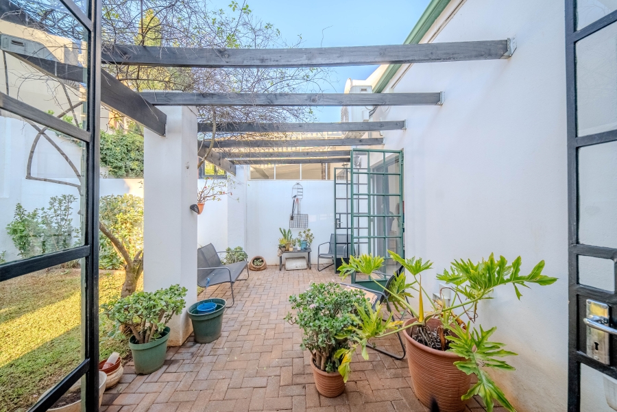 3 Bedroom Property for Sale in Faerie Glen Gauteng