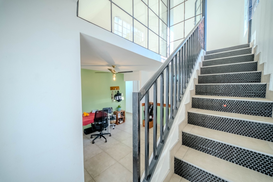 3 Bedroom Property for Sale in Faerie Glen Gauteng