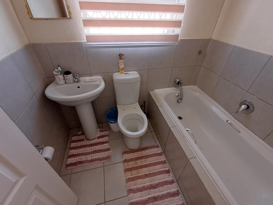 3 Bedroom Property for Sale in Riversdale Gauteng
