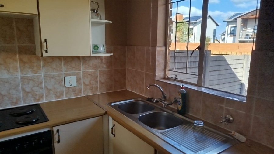 To Let 2 Bedroom Property for Rent in Rietvalleirand Gauteng
