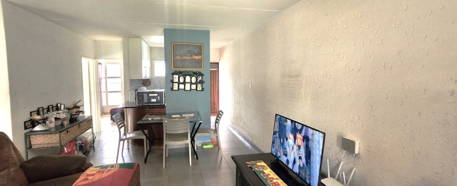 3 Bedroom Property for Sale in Mulbarton Gauteng