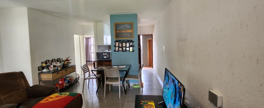 3 Bedroom Property for Sale in Mulbarton Gauteng