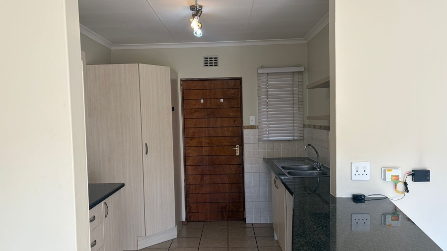 2 Bedroom Property for Sale in Brentwood Park AH Gauteng