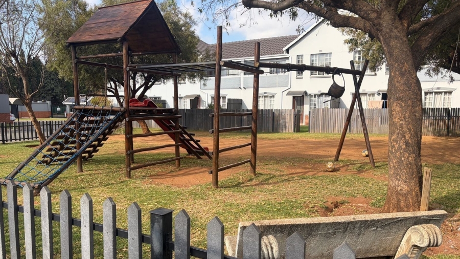 2 Bedroom Property for Sale in Brentwood Park AH Gauteng