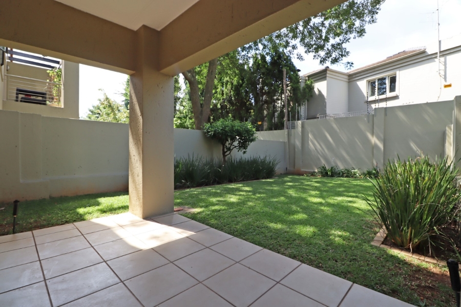 To Let 1 Bedroom Property for Rent in Bryanston Gauteng