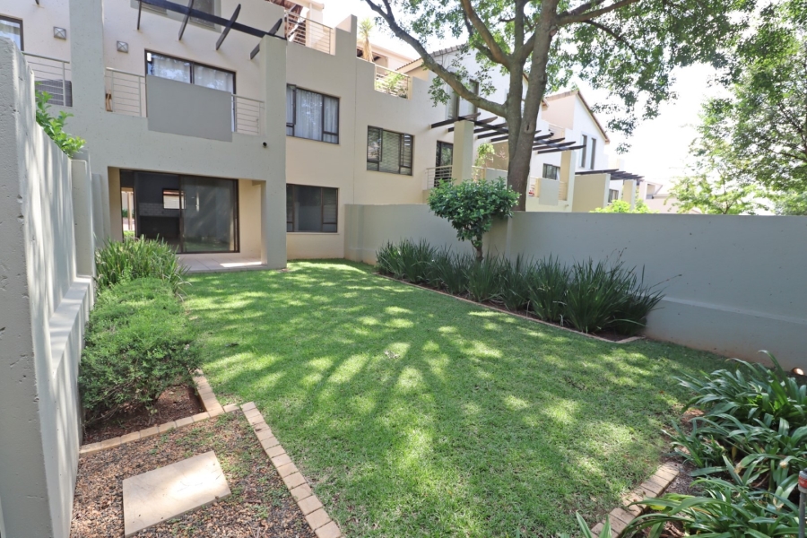 To Let 1 Bedroom Property for Rent in Bryanston Gauteng