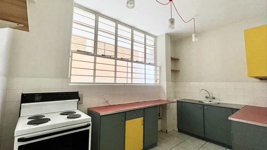 2 Bedroom Property for Sale in Linden Gauteng