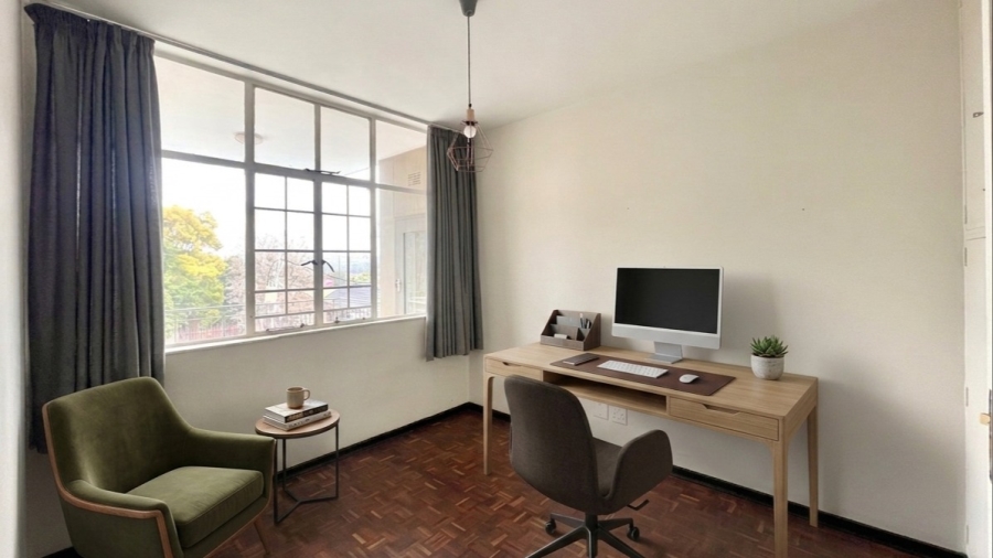 2 Bedroom Property for Sale in Linden Gauteng