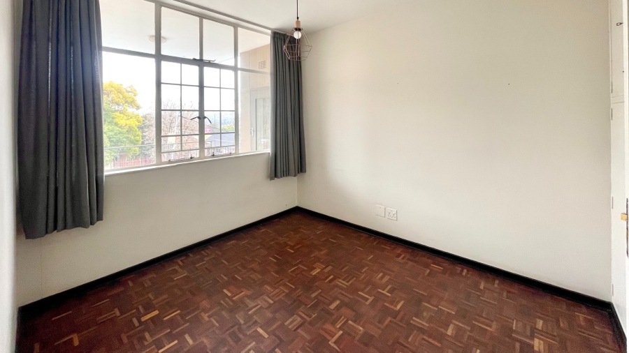 2 Bedroom Property for Sale in Linden Gauteng