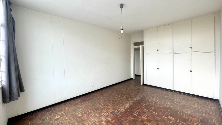 2 Bedroom Property for Sale in Linden Gauteng