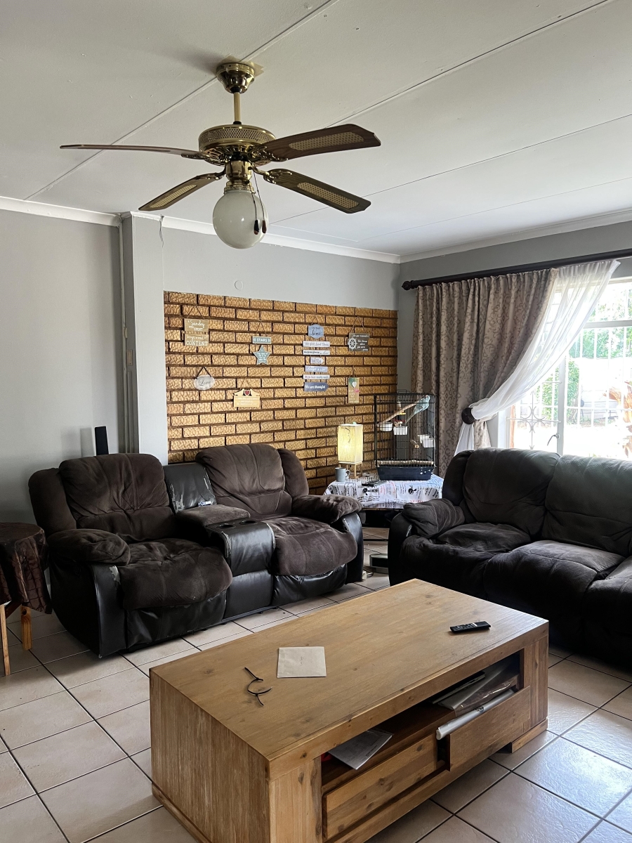 To Let 3 Bedroom Property for Rent in Witpoortjie Gauteng