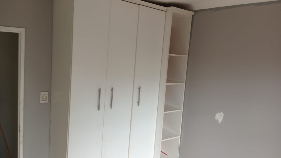 To Let 3 Bedroom Property for Rent in Olievenhoutbosch Gauteng