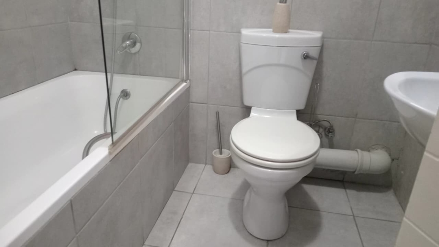 To Let 2 Bedroom Property for Rent in Terenure Gauteng