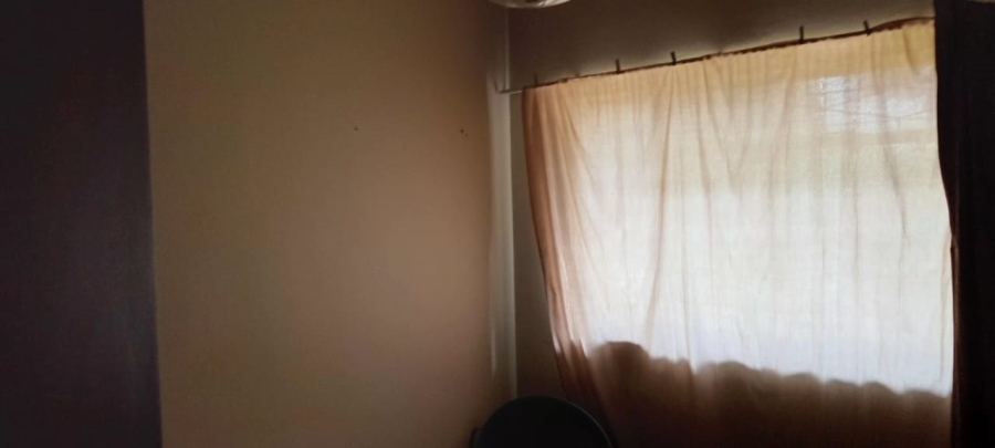 6 Bedroom Property for Sale in Silverton Gauteng