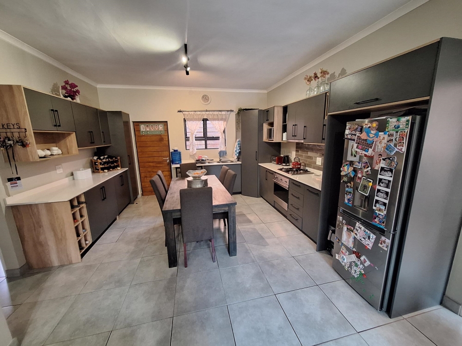 3 Bedroom Property for Sale in Olympus AH Gauteng