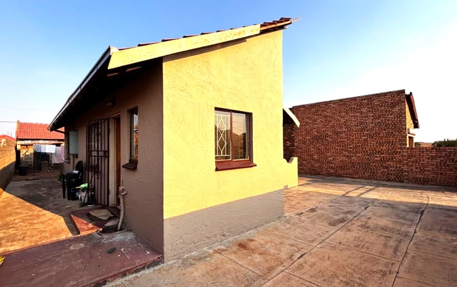 3 Bedroom Property for Sale in Vosloorus Ext 2 Gauteng