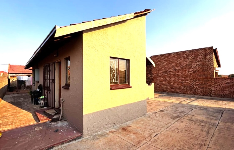 3 Bedroom Property for Sale in Vosloorus Ext 2 Gauteng
