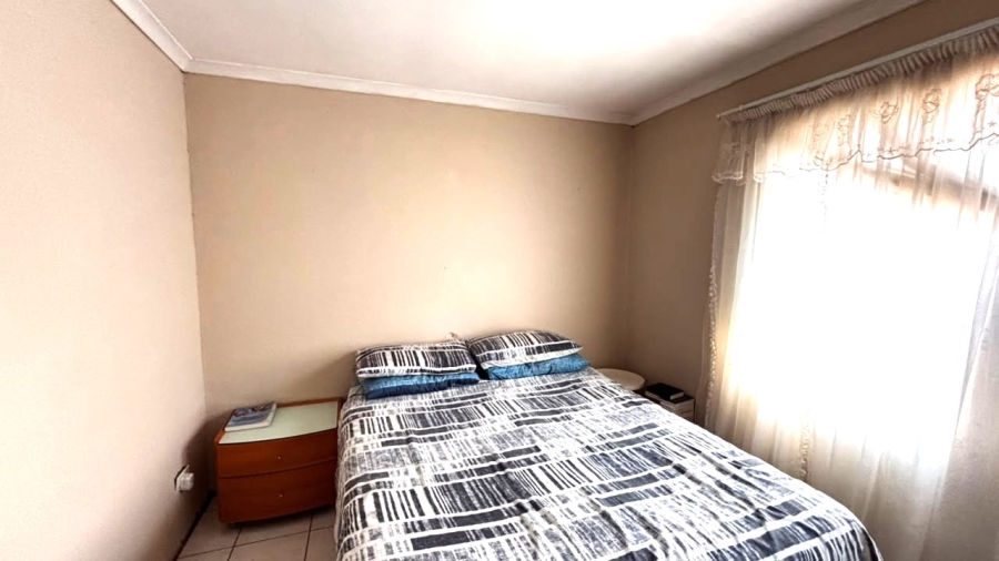 3 Bedroom Property for Sale in Vosloorus Ext 2 Gauteng
