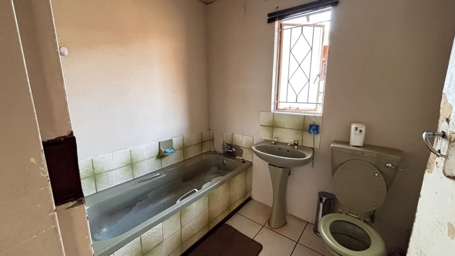 3 Bedroom Property for Sale in Vosloorus Ext 2 Gauteng