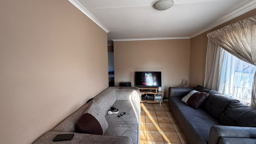 3 Bedroom Property for Sale in Vosloorus Ext 2 Gauteng