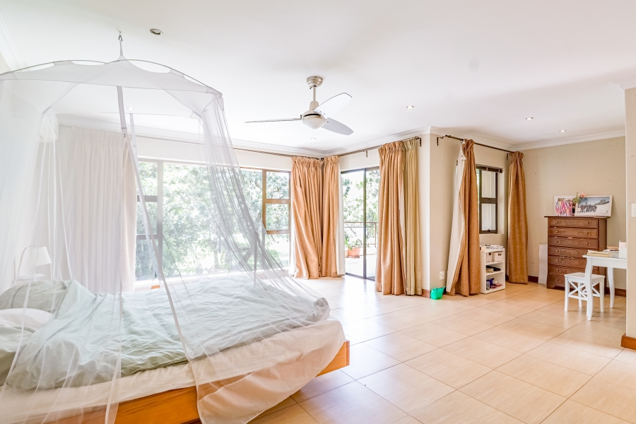 To Let 5 Bedroom Property for Rent in Silver Lakes Golf Estate Gauteng
