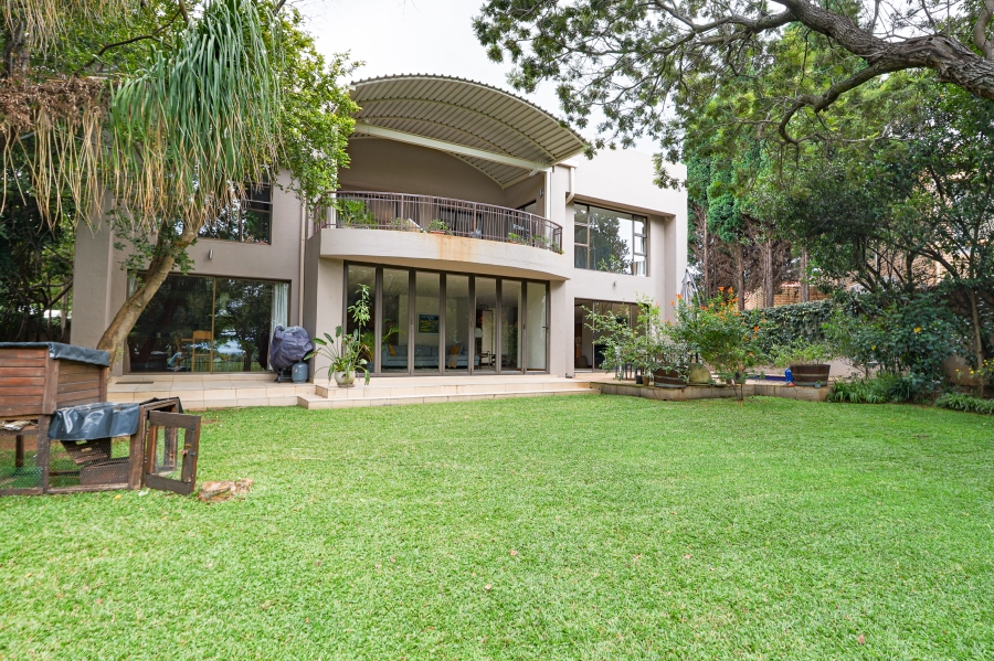 To Let 5 Bedroom Property for Rent in Silver Lakes Golf Estate Gauteng
