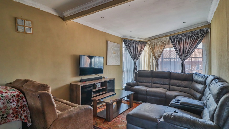 2 Bedroom Property for Sale in Pretoria Gardens Gauteng