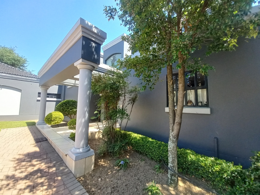 4 Bedroom Property for Sale in Olivedale Gauteng