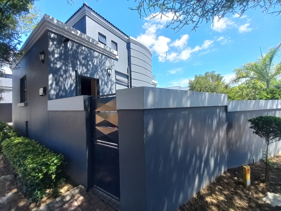 4 Bedroom Property for Sale in Olivedale Gauteng
