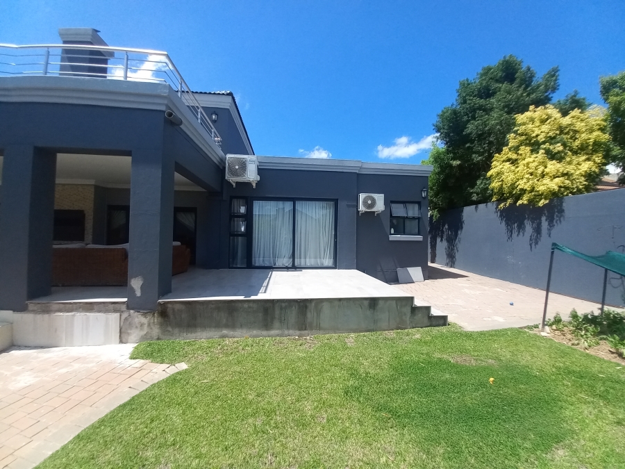 4 Bedroom Property for Sale in Olivedale Gauteng