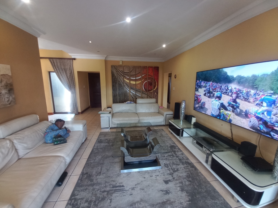4 Bedroom Property for Sale in Olivedale Gauteng