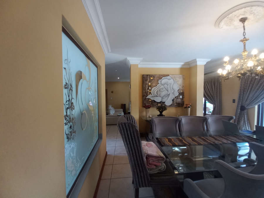 4 Bedroom Property for Sale in Olivedale Gauteng