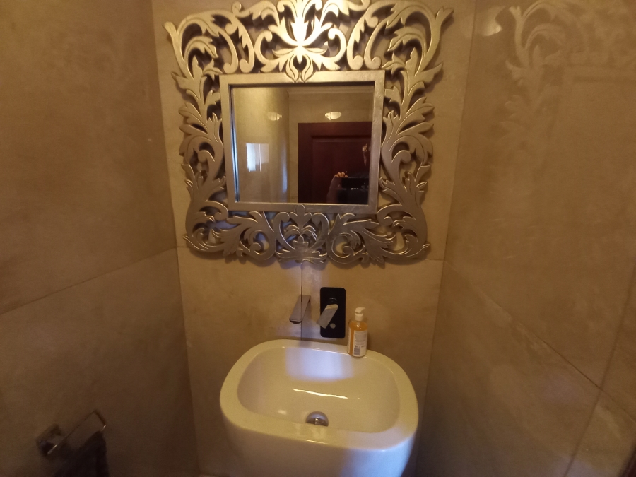 4 Bedroom Property for Sale in Olivedale Gauteng