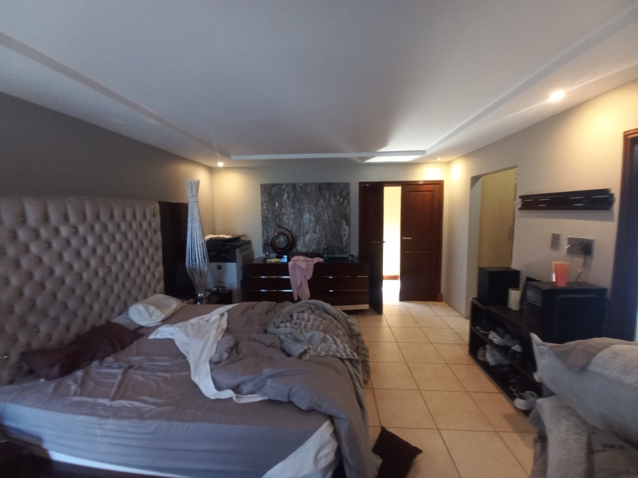 4 Bedroom Property for Sale in Olivedale Gauteng