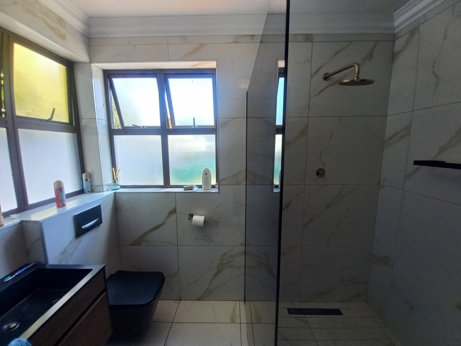 4 Bedroom Property for Sale in Olivedale Gauteng
