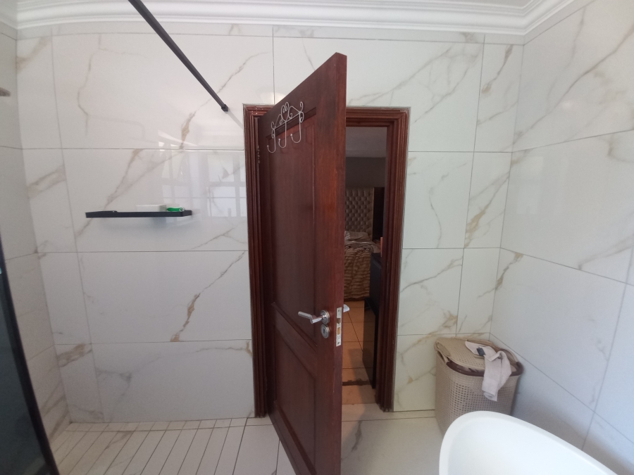 4 Bedroom Property for Sale in Olivedale Gauteng