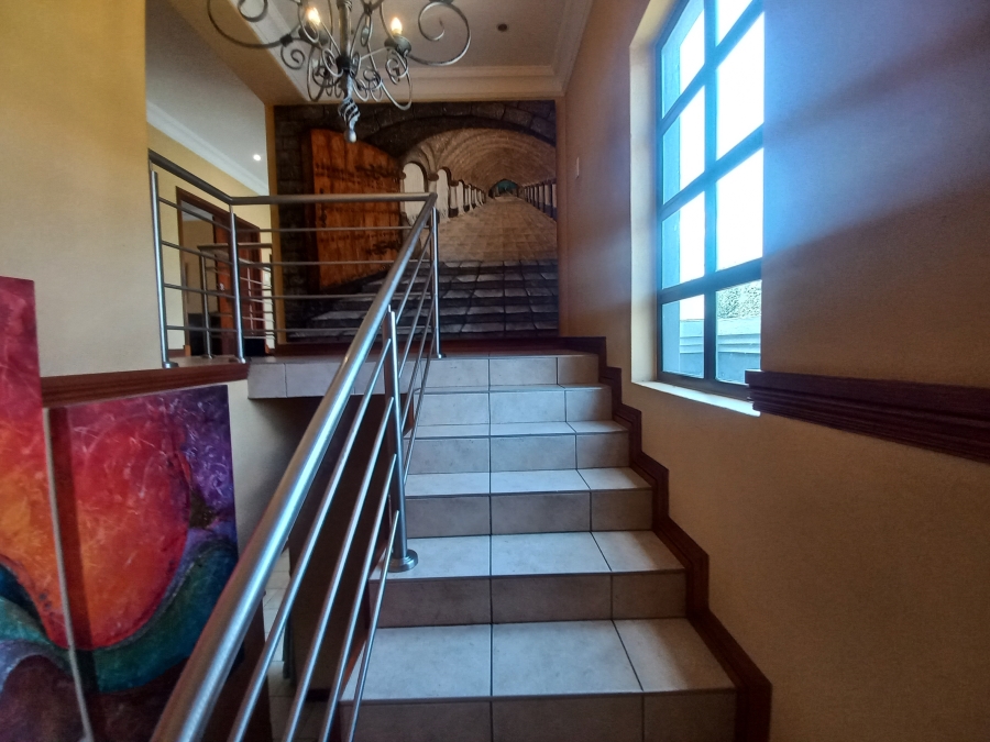 4 Bedroom Property for Sale in Olivedale Gauteng