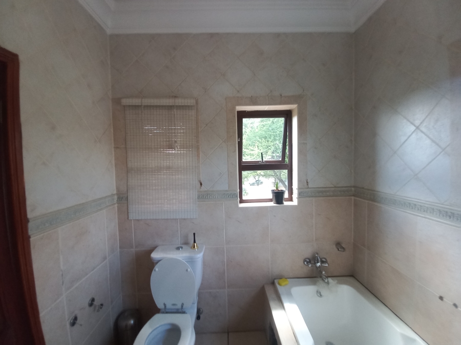 4 Bedroom Property for Sale in Olivedale Gauteng