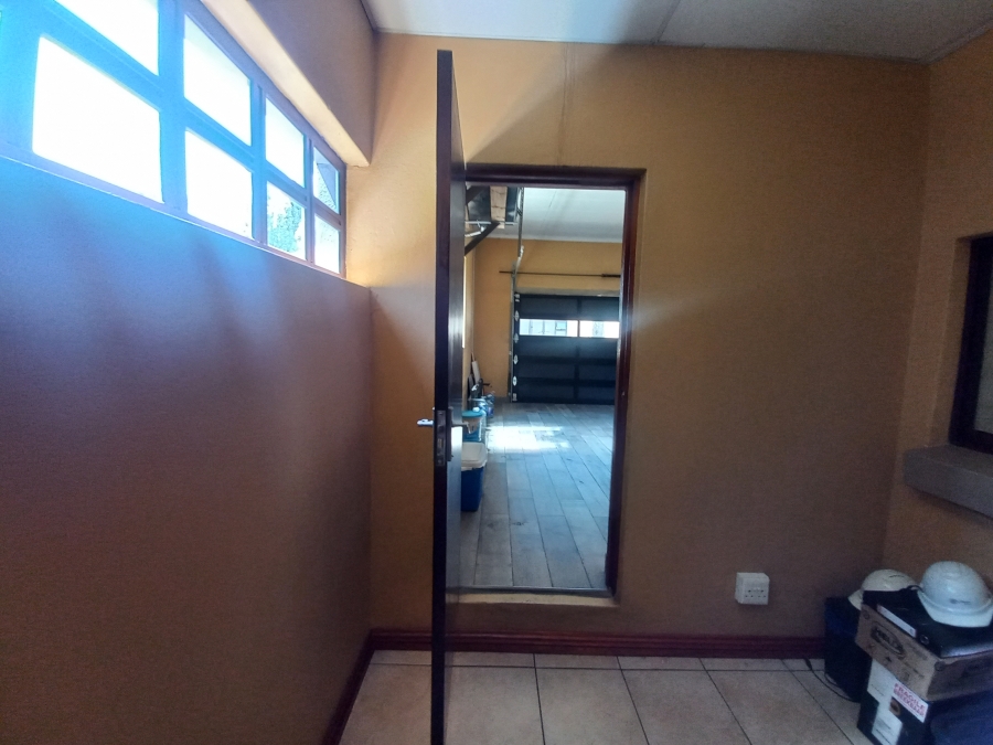 4 Bedroom Property for Sale in Olivedale Gauteng