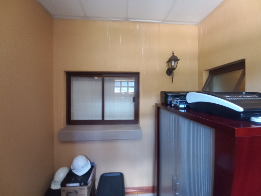 4 Bedroom Property for Sale in Olivedale Gauteng